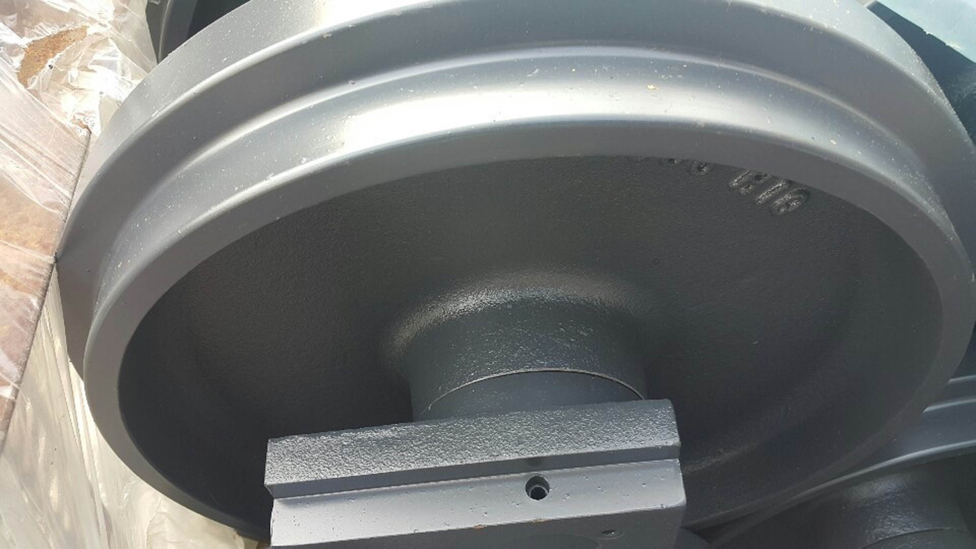 920001-04003 Idler, Front Idler